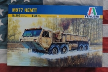 images/productimages/small/M997 HEMTT Italeri 1;35 voor.jpg